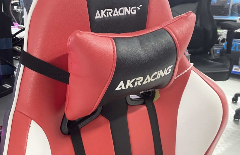 AKRacingゲーミング座椅子のヘッドレスト
